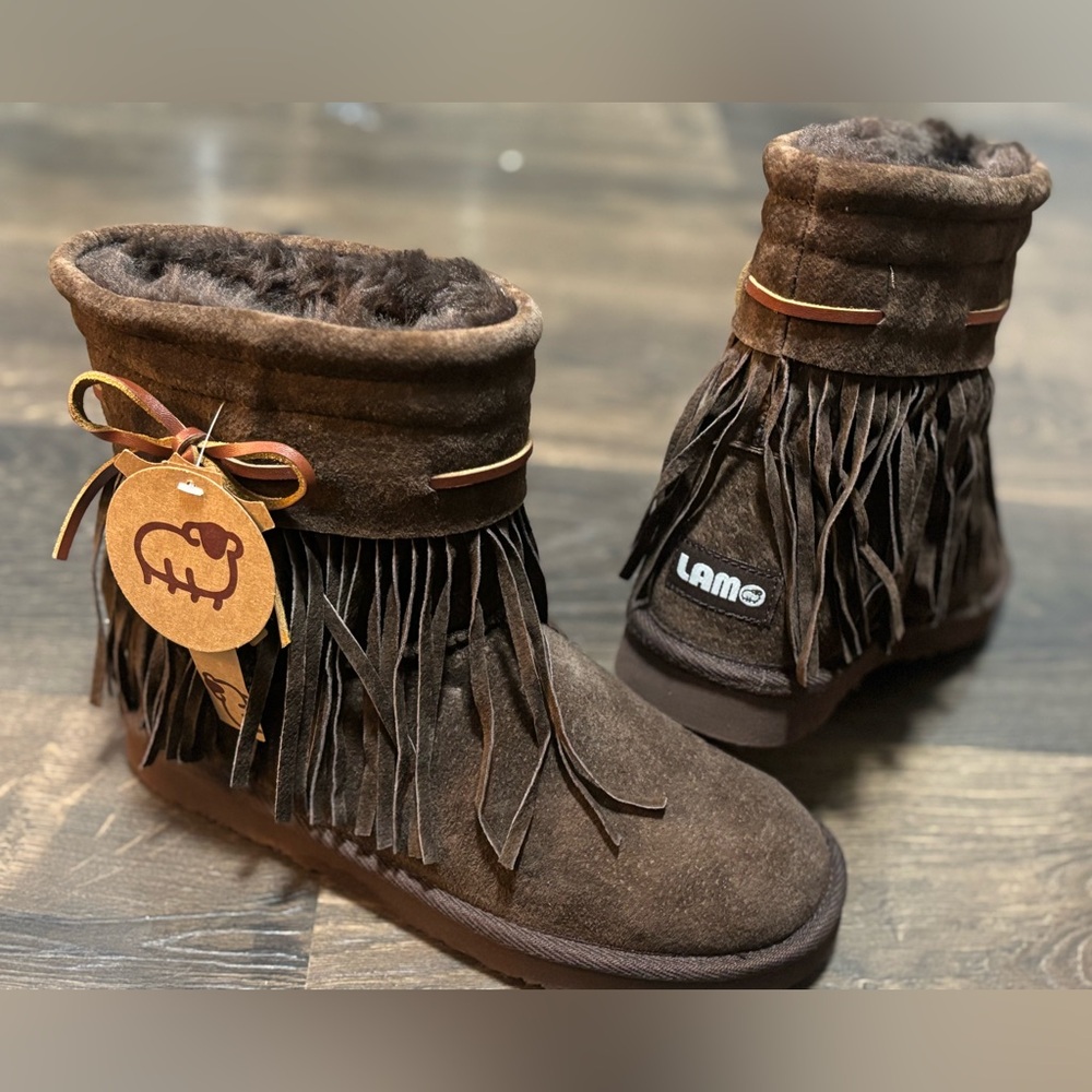 LAMO Women's Brown Fringe Suede Winter Boots